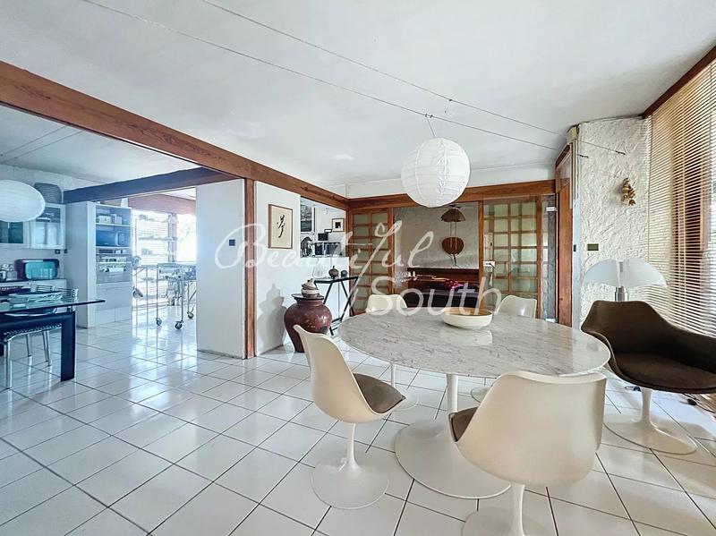 Villa - 202 m² - 5 pièces