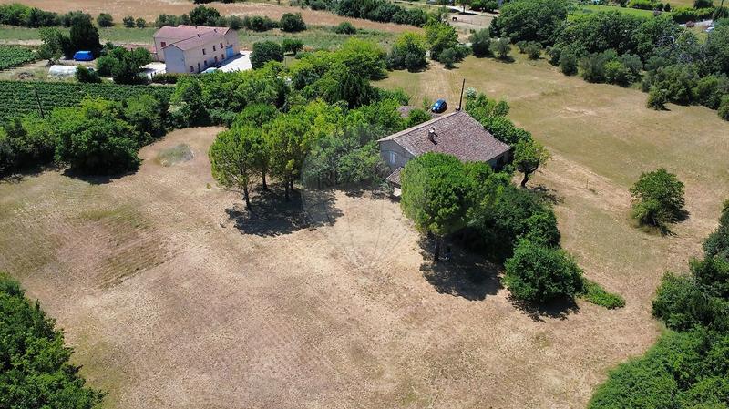 Mas - 191 m² - 6 pièces