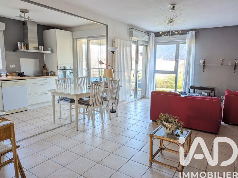 Appartement - 84 m² - 4 pièces