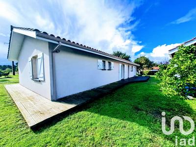 Maison - 185 m² - 5 pièces