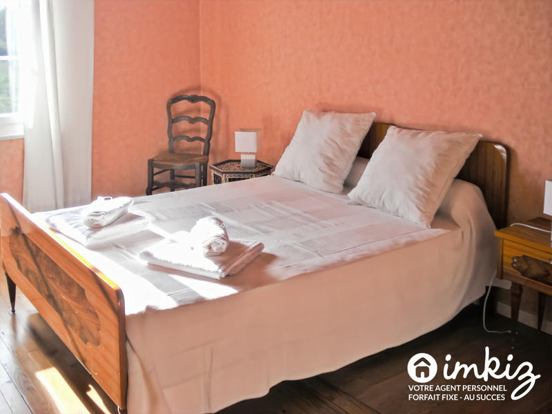 Maison - 304 m² - 10 pièces