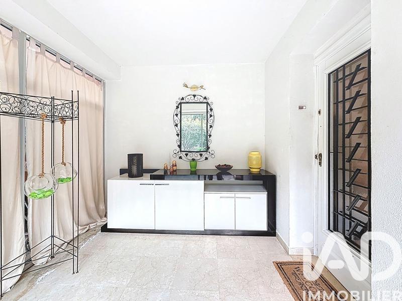 Maison - 197 m² - 8 pièces