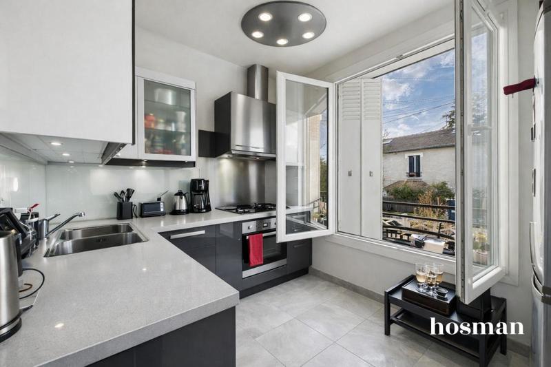 Maison - 100 m² - 4 pièces