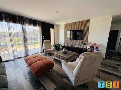 Maison - 145 m² - 5 pièces