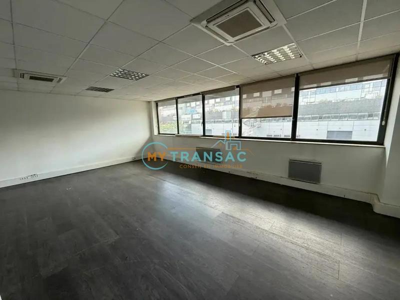 Local d'activité / Entrepôt - 1 010 m²