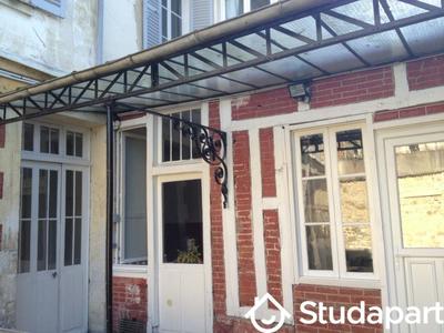 Chambre - 17 m² - 1 pièce