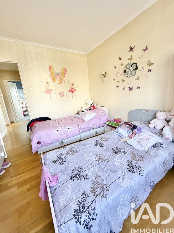 Maison - 94 m² - 5 pièces