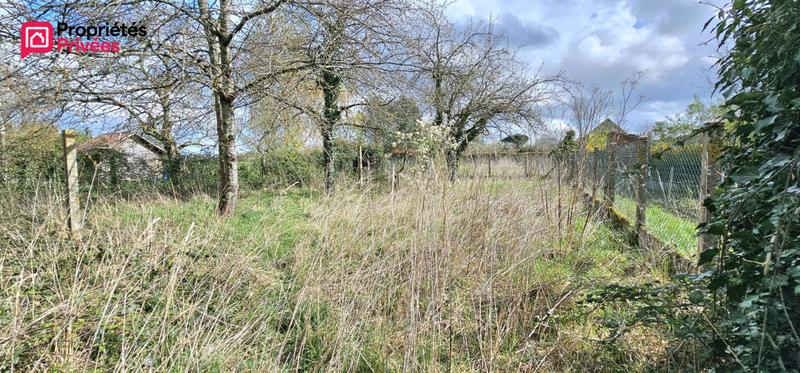 Maison - 2 073 m² - 1 pièce