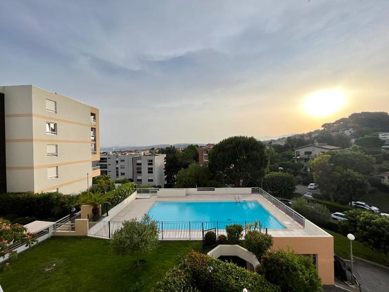 Appartement - 56 m² - 2 pièces