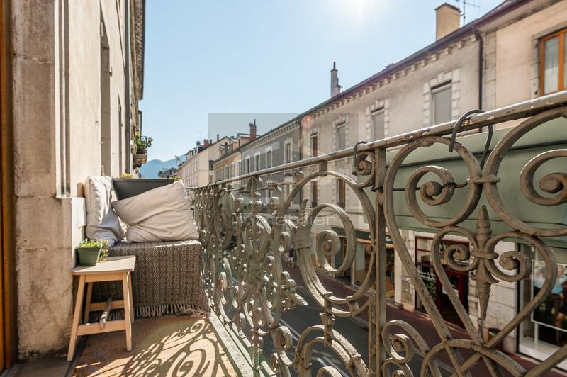 Appartement - 72 m² - 3 pièces