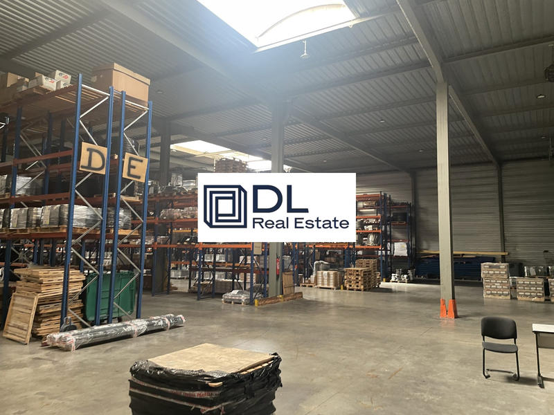 Entrepôt - 3 000 m²