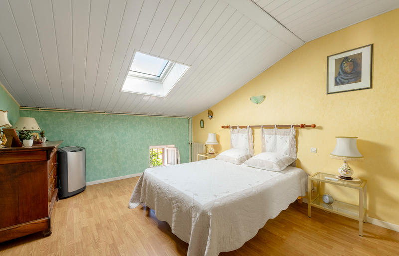 Maison - 158 m² - 8 pièces