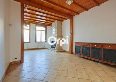 Maison - 96 m² - 4 pièces