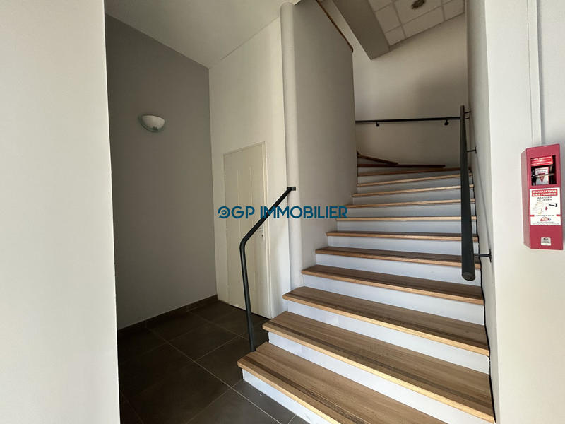 Local commercial - 130 m² - 5 pièces