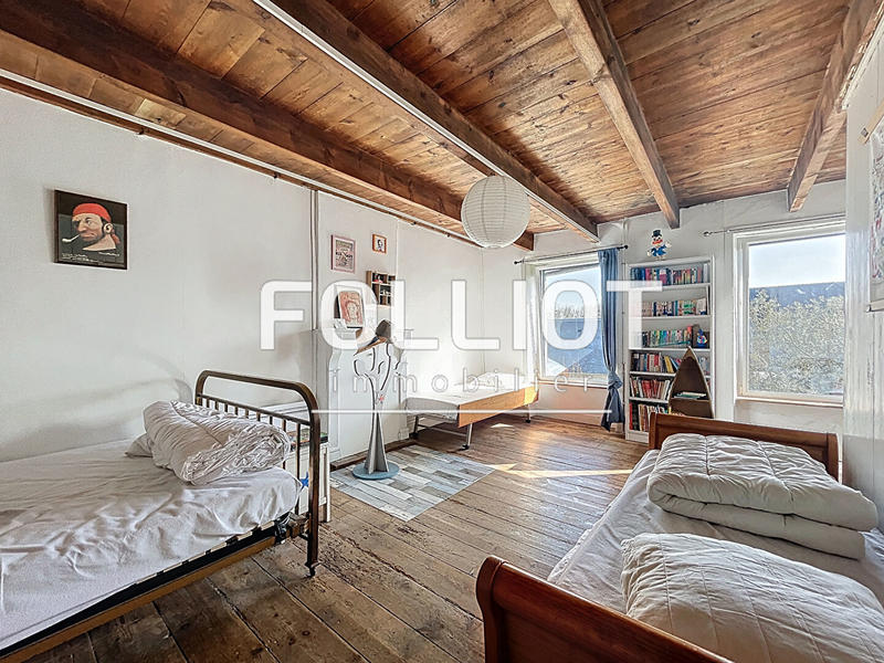 Maison - 162 m² - 5 pièces