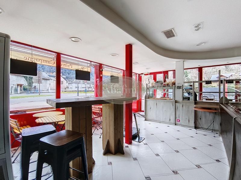 Local commercial - 105 m² - 2 pièces