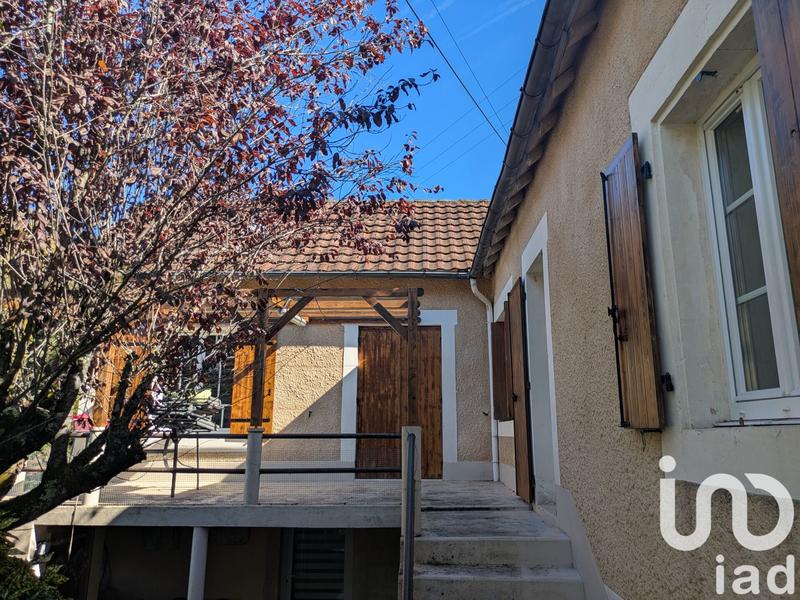 Maison - 180 m² - 6 pièces