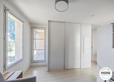 Studio - 24 m² - 1 pièce