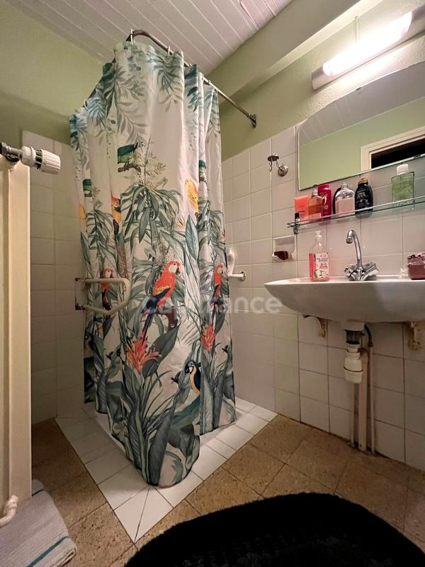 Corps de ferme - 270 m² - 9 pièces