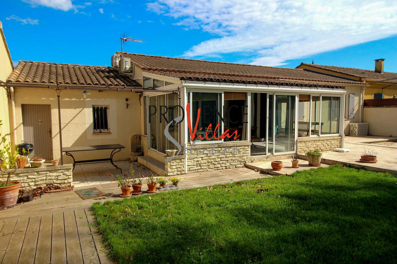 Maison - 93 m² - 5 pièces