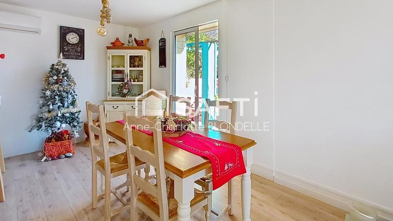 Maison - 97 m² - 5 pièces