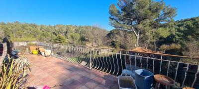 Maison - 282 m² - 9 pièces