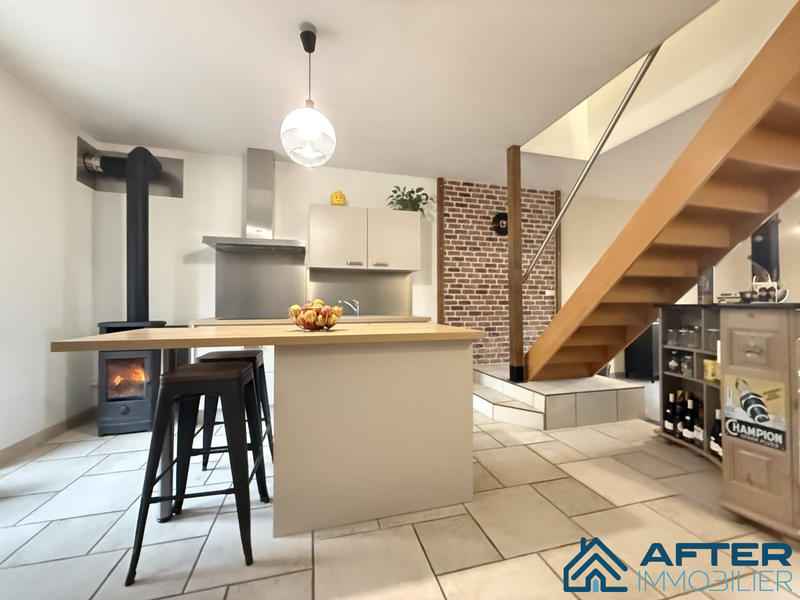 Maison - 85 m² - 4 pièces