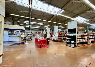 Local d'activité / Entrepôt - 2 750 m²