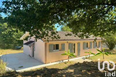 Maison - 97 m² - 4 pièces