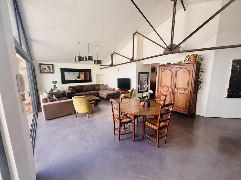 Maison - 184 m² - 6 pièces