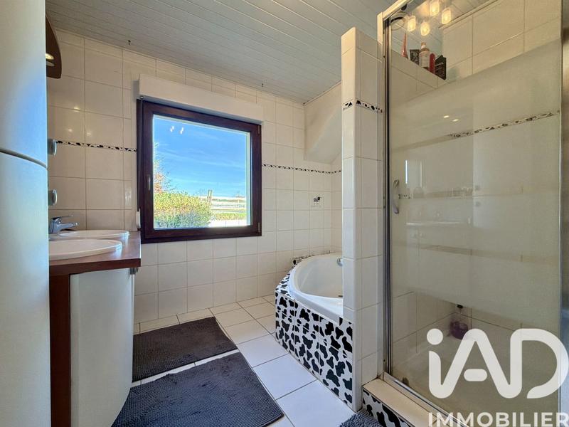 Maison - 147 m² - 6 pièces