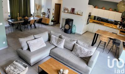 Loft - 139 m² - 5 pièces