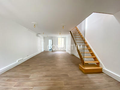 Bureau - 127 m² - 3 pièces