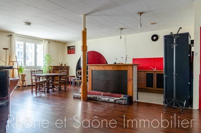 Appartement - 120 m² - 3 pièces