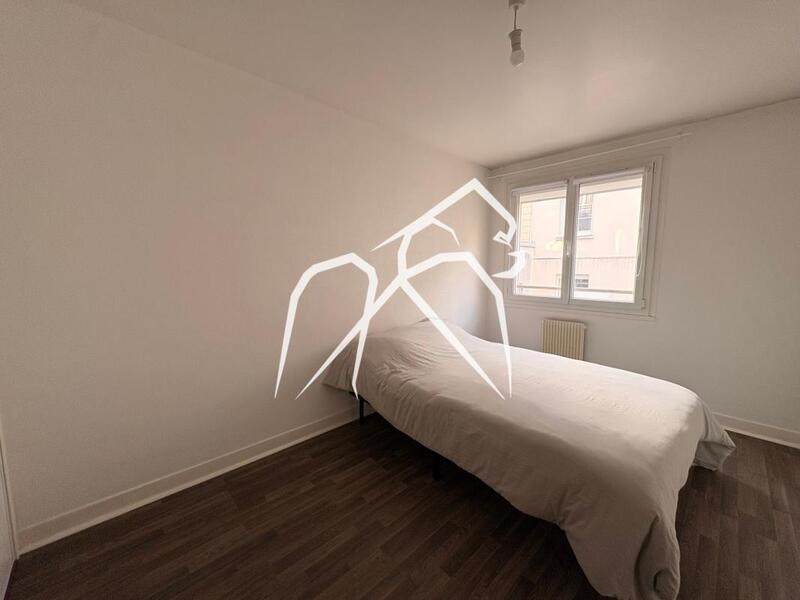 Appartement ancien - 71 m² - 3 pièces