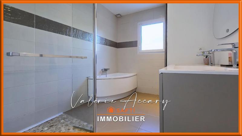 Maison - 115 m² - 6 pièces