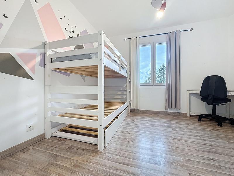 Maison - 110 m² - 4 pièces