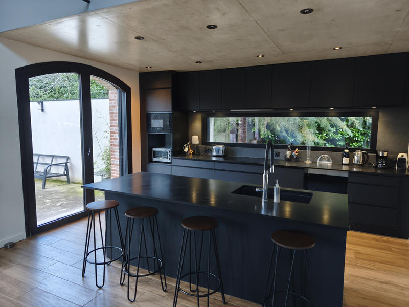 Propriété - 231 m² - 7 pièces