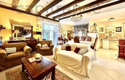 Maison bourgeoise - 79 m² - 3 pièces