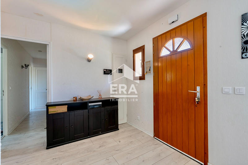 Maison - 198 m² - 8 pièces