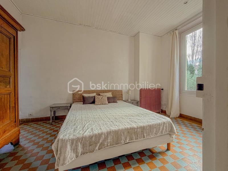 Maison ancienne - 226 m² - 8 pièces