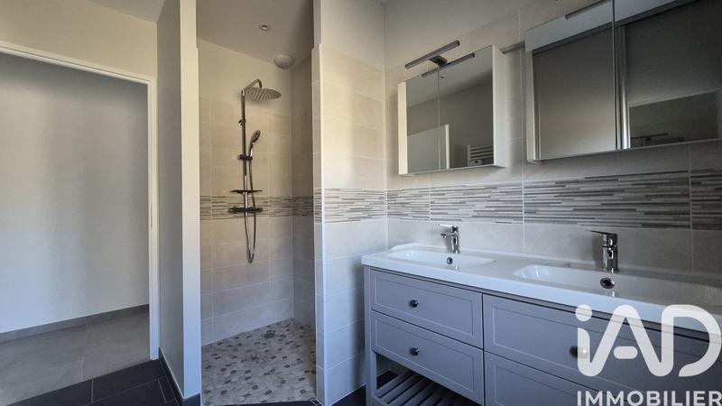 Maison - 96 m² - 5 pièces