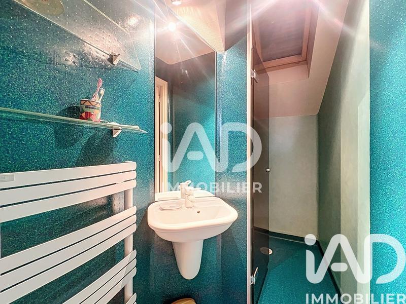 Maison - 226 m² - 8 pièces