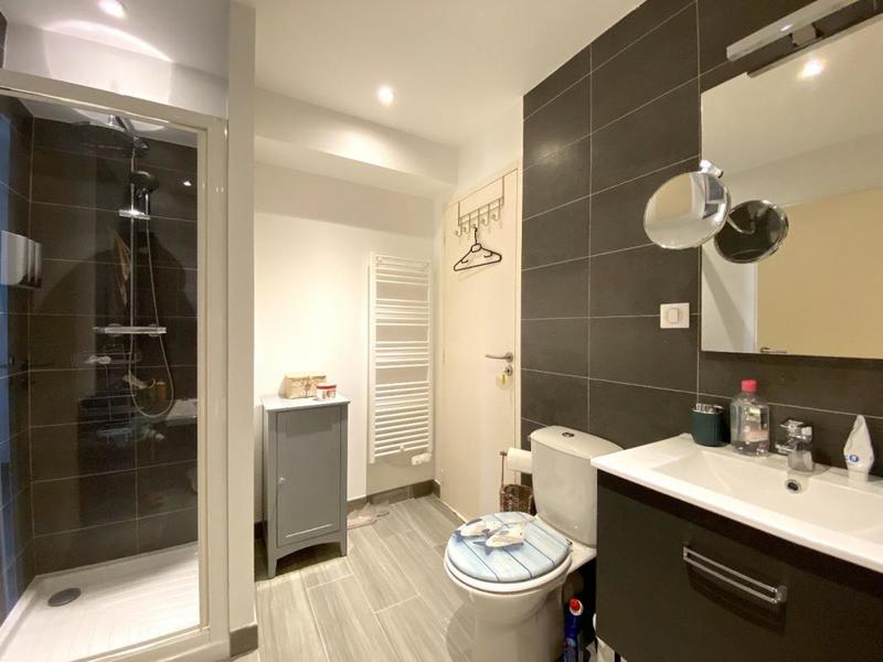 Propriété - 162 m² - 6 pièces