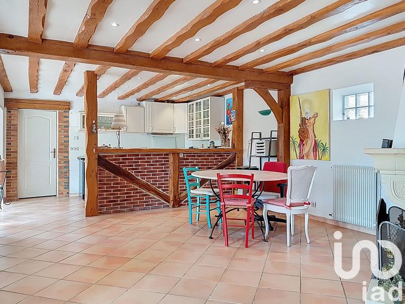 Maison - 327 m² - 11 pièces