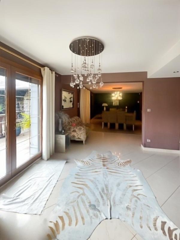 Maison - 290 m² - 7 pièces