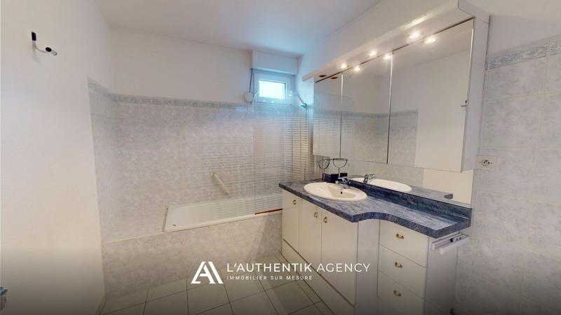 Appartement - 122 m² - 5 pièces