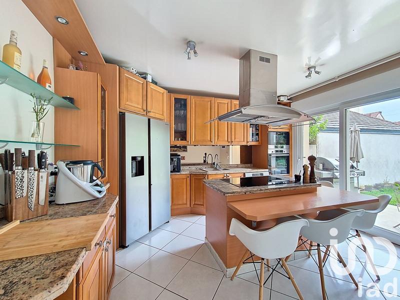 Maison - 175 m² - 8 pièces