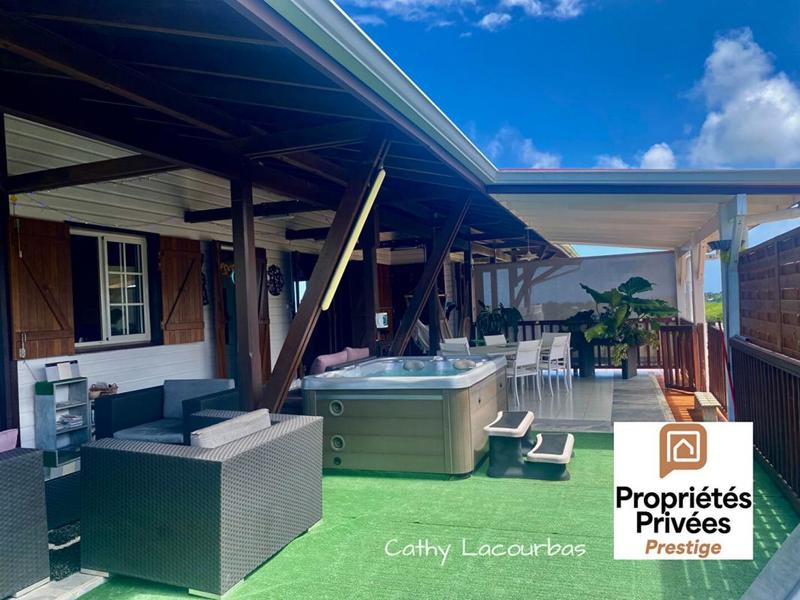 Villa - 276 m² - 8 pièces