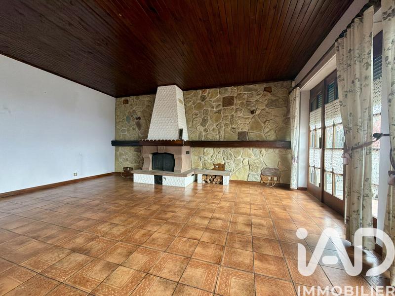 Maison de village - 159 m² - 6 pièces